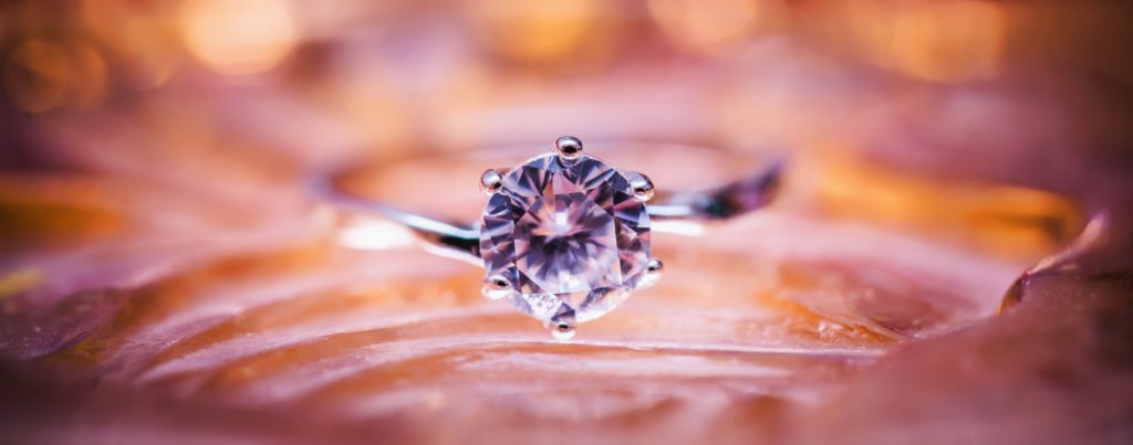Rozmiar biżuterii – na co zwrócić uwagę?
