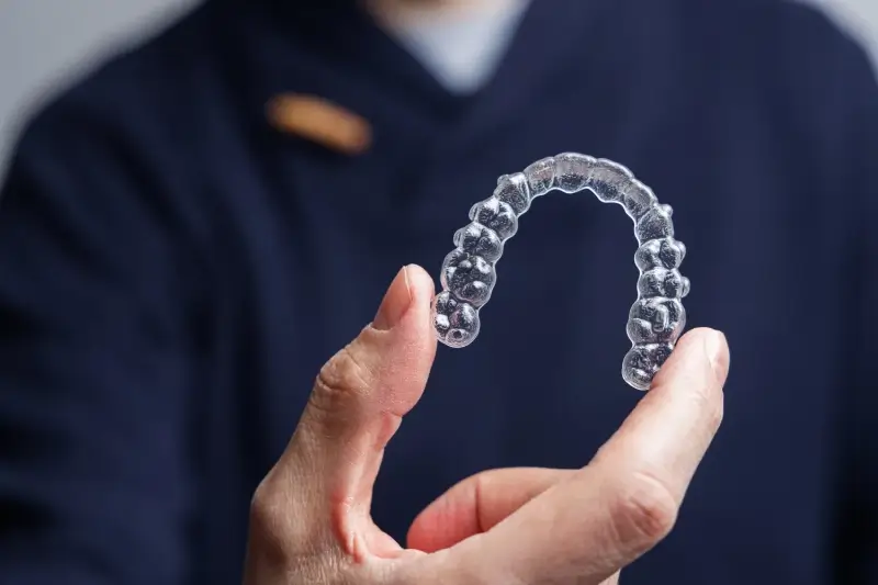 Nakładki ortodontyczne Invisalign